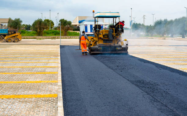 Best Local Driveway Pavers  in Zilwaukee, MI